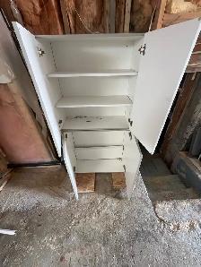 Two cabinets - Photo 2
