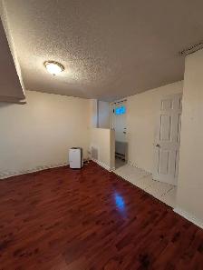 2-Bedroom Basement Apartment in Scarborough — $1,850 All-Incl - Photo 4