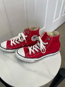 Converse shoes youth size 2