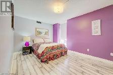 One Bedroom One Bathroom Condo for Rent - Photo 4