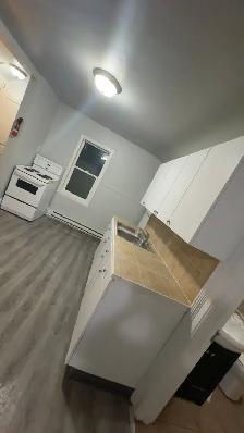 1 bedroom - Upper duplex for Rent - Photo 2
