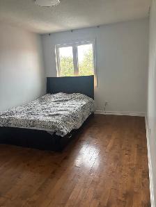 Spacious Private Rooms for Rent – Markham & Steeles - Photo 5
