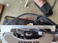 Dewalt circular skill saw - Photo 7