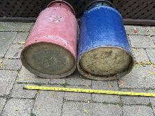 2 Colored Antique Dairy Milk Cream Cans ! - Photo 7