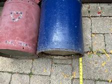 2 Colored Antique Dairy Milk Cream Cans ! - Photo 9