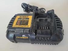 12v/20v Dewalt DCB1106 Battery Charger (32529276)