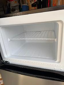 Refrigerator - Photo 6