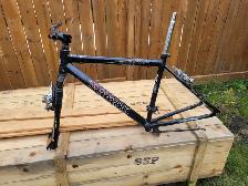 Schwinn Crcuit xst mountain Bike frame (26er)