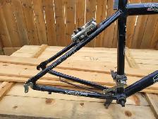 Schwinn Crcuit xst mountain Bike frame (26er) - Photo 3