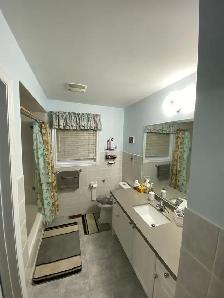 Room for rent in Brampton - Airport and Sandalwood Rd - Photo 4