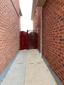 Basement for rent in Brampton - Airport and Sandalwood - Photo 10