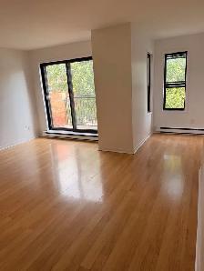 4 ½ à louer à Anjou secteur tranquille - 1380$