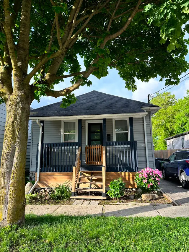 Charming 1 1 Bed Home in The Ward – $2,900/mo – Avail. Oct 1