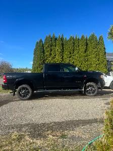 2020 RAM 3500 LARAMIE - Photo 3
