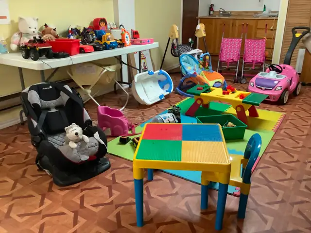 Fermeture de garderie - Équipements et jouets éducatifs