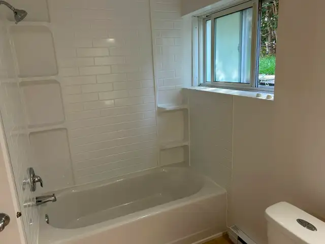 Nice 4 1/2 renovated, hot water included West Island NEAR ALL