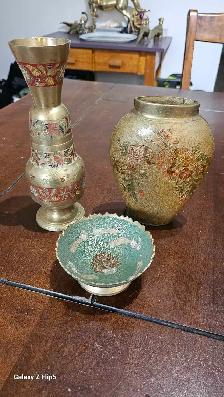 Beau lot de brass/laiton  émaillé vase/pot/bol