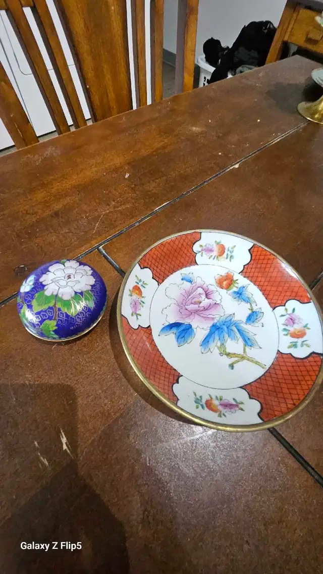 Assiette en porcelaine et laiton   ancienne boîte à bijoux