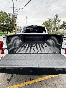 Demo - 2026 RAM 3500 DRW Mega Cab - Photo 5