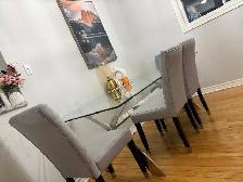 SELLING DINING TABLE 4 CHAIRS - Photo 2