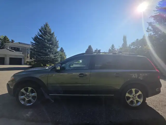 2011 VOLVO XC 70 AWD T6