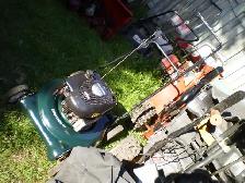 Craftsman  5 HP  push  gas   Lawnmower.