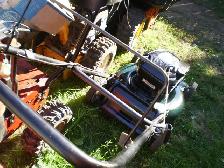 Craftsman  5 HP  push  gas   Lawnmower. - Photo 4