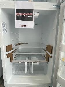 NEW 30" GE Top Freezer Fridge (18 Cu.Ft) - Photo 5