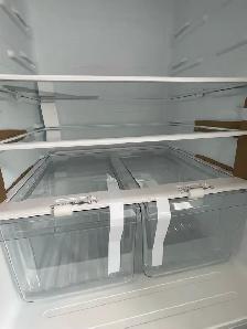 NEW 30" GE Top Freezer Fridge (18 Cu.Ft) - Photo 6
