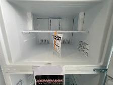 NEW 30" GE Top Freezer Fridge (18 Cu.Ft) - Photo 8