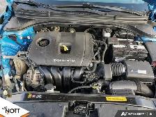 2017 HYUNDAI ELANTRA - Photo 8