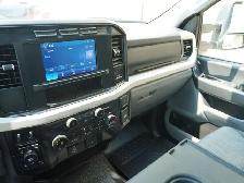 2023 Ford F 350 XLT 4WD Crew Cab 8' Box - Photo 29