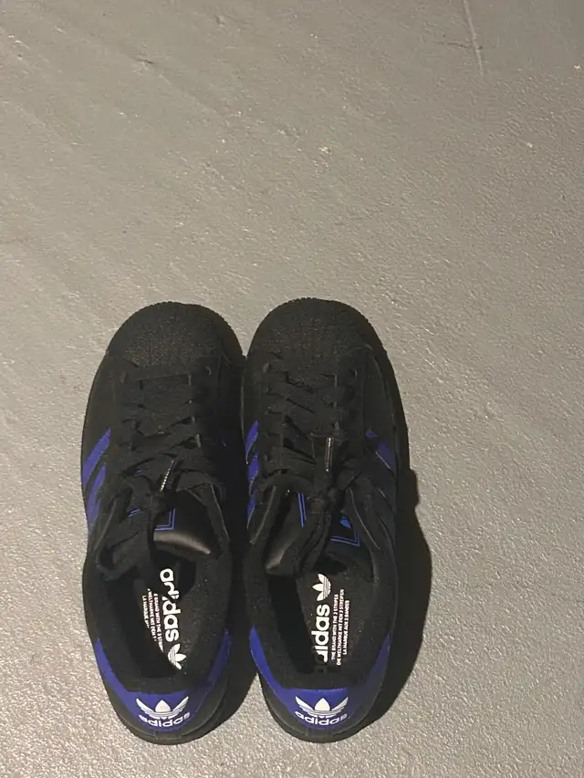 ⁩⁦adidas Superstar II Black / Blue - White size 8.5 $60