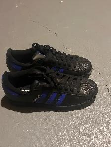 ⁩⁦adidas Superstar II Black / Blue - White size 8.5 $60 - Photo 4