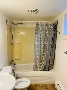 Private Furnished Room for Rent – $700/month - Photo 2