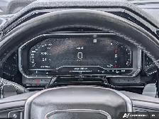 2022 GMC Sierra 1500 SLT Crew Cab Standard Box 4-Wheel Drive SLT - Photo 17