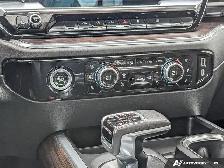 2022 GMC Sierra 1500 SLT Crew Cab Standard Box 4-Wheel Drive SLT - Photo 22
