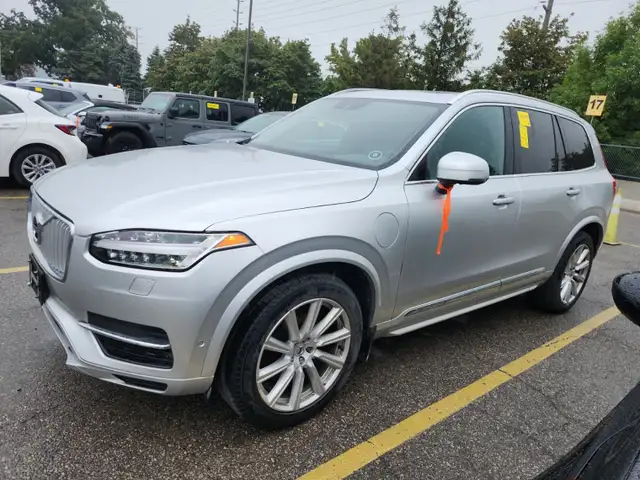 2017 Volvo XC90 T8 INSCRIPTION PKG - AWD - HYBRID - NAVI !!