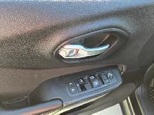 2015 Jeep Cherokee FWD 4dr North - Photo 15