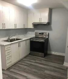 PRIVATE ROOM FOR RENT IN BASEMENT – BRAMPTON - Photo 3