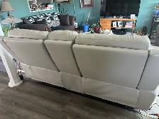 TAUPE POWER LEATHER LOVESEAT - Photo 4
