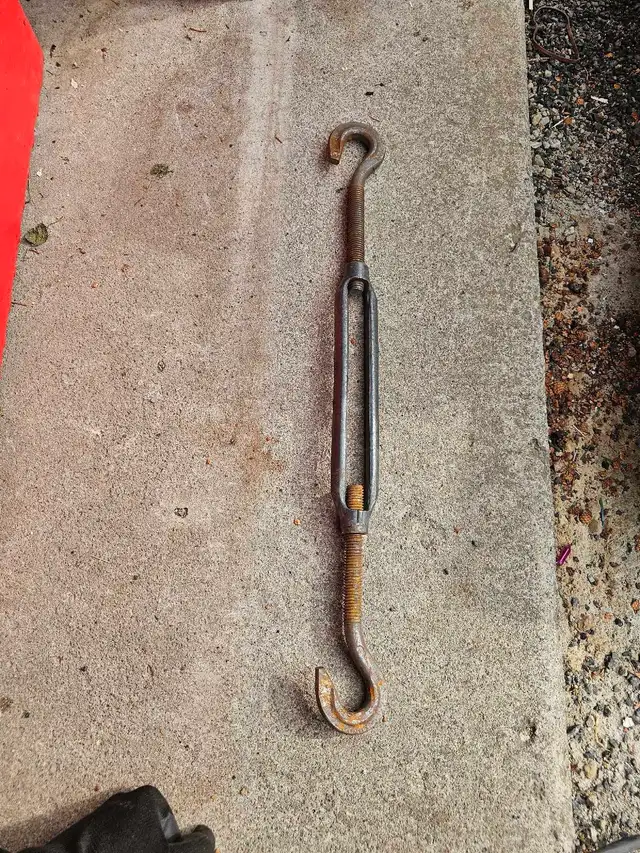 5/8 Inch Turnbuckle galvanized 2.500Lbs