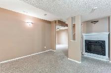 Bright, 3 bedroom, 3 bathroom house in McKenzie Lake - Photo 7