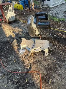 delta band saw and mitre saw - Photo 3