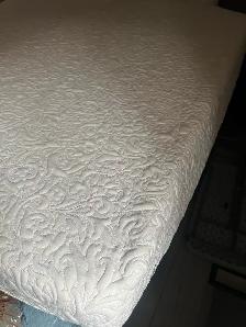 Mattress King Iserta Memory Foam $200 - Photo 3
