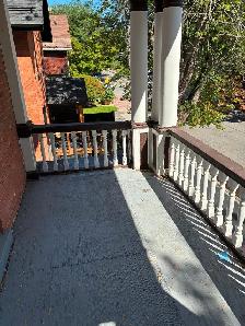 3 Bedroom Centretown Apartment for Rent (353 Frank St) - Photo 2