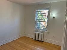 3 Bedroom Centretown Apartment for Rent (353 Frank St) - Photo 4