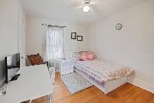 FOR SALE1863 PILLETTEAFFORDABLE HOME THAT CHECKS ALL THE BOXES - Photo 6