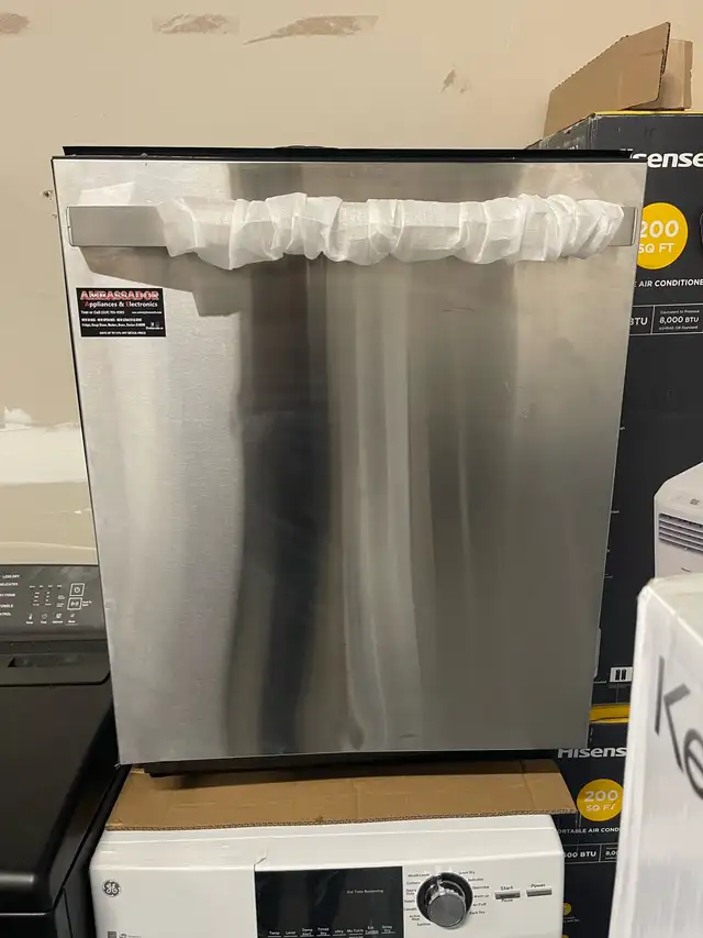 NEW 24" GE Dishwasher (Stainless Steel) 51 dBA