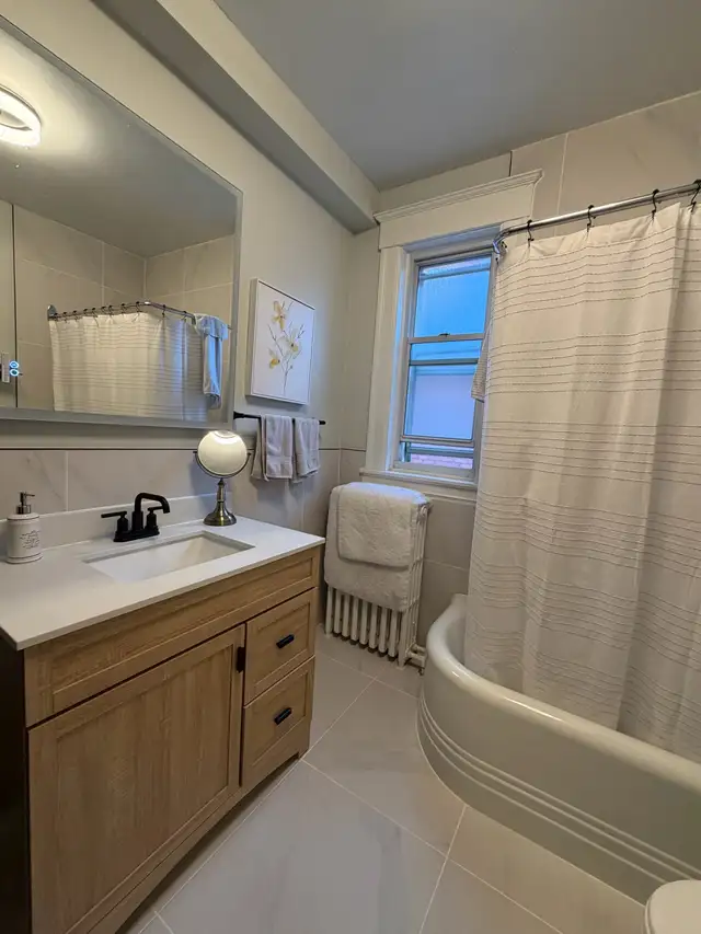 2 bed Apt for Rent in the Glebe